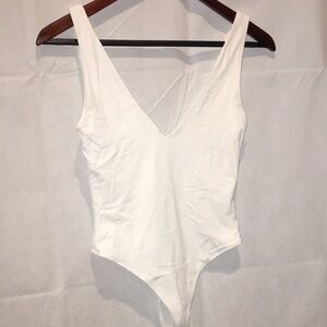 Babaton One-Piece V-Neck Swimsuit | White | Size S